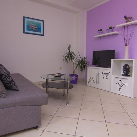 Apartments Dario Krk Town Kültér fotó