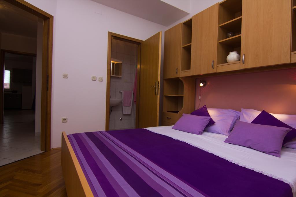 Apartments Dario Krk Town Kültér fotó